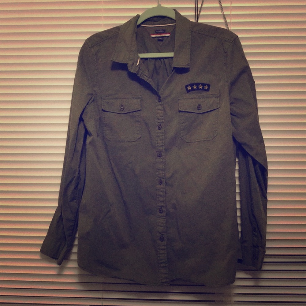 XL Tommy Hilfiger army green button down shirt